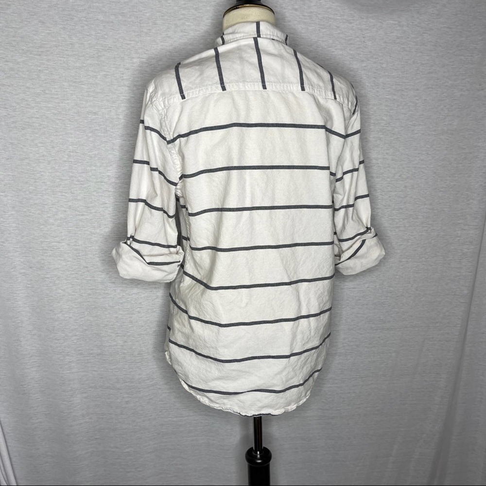 A25). Aeropostale NYC Men Button Down Shirt Long Sleeve - Picture 4 of 15